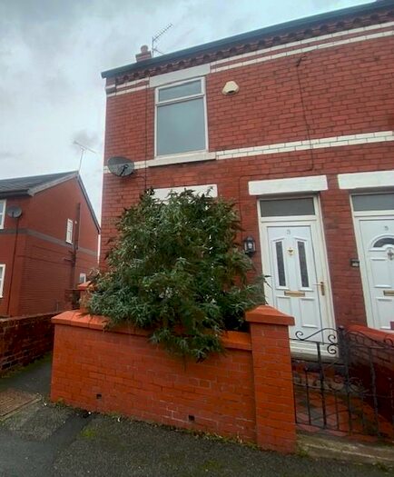 2 Bedroom Terraced House To Rent In Barons Road, LL13