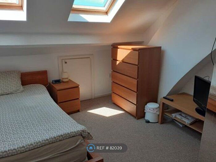 4 Bedroom Terraced House To Rent In Wells Street, Cardiff, CF11