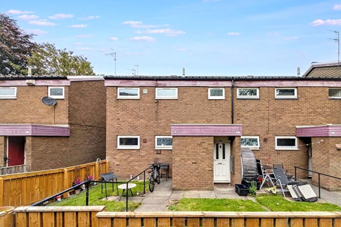 1 Bedroom Flat For Sale In Elliott Drive, Felling, Gateshead, Tyne & Wear, NE10