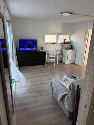 1 Bedroom Flat To Rent In Crosse Courts, Basildon, SS15