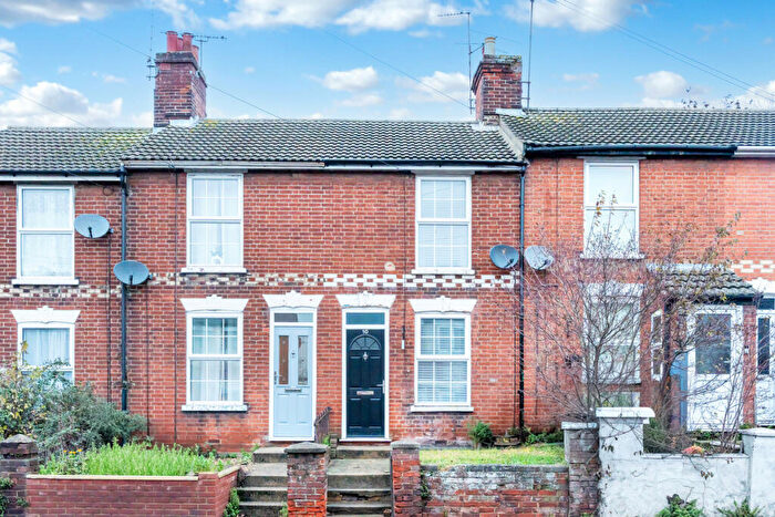 2 Bedroom Terraced House For Sale In Sproughton Road, Ipswich, IP1