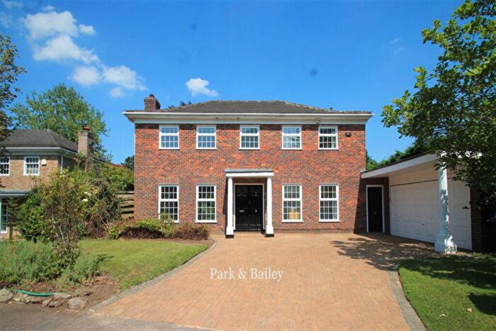 5 Bedroom House To Rent In Bedroom Detached House In Warlingham, CR6