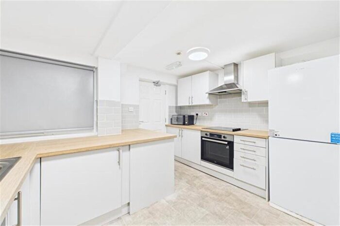 2 Bedroom Terraced House For Sale In Lindley Street, NG18