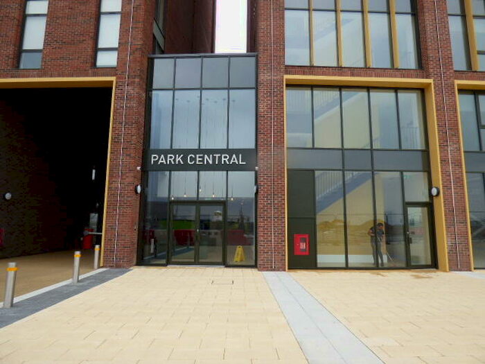 2 Bedroom Apartment To Rent In Park Central Liverpool, L3