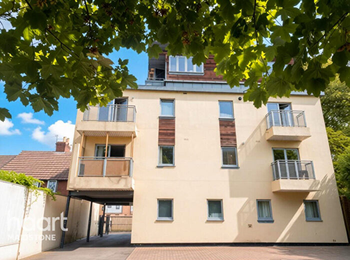 1 Bedroom Apartment For Sale In Orchard Street, Maidstone, ME15