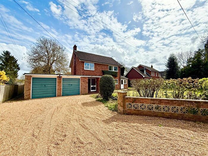 3 Bedroom Detached House For Sale In Low Street, Sloley, NR12