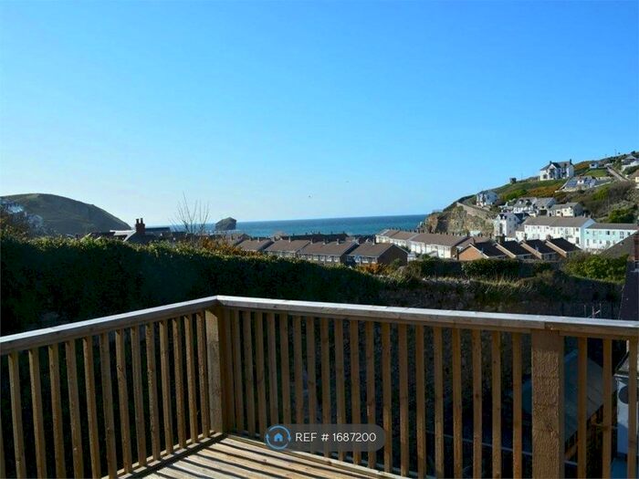 4 Bedroom End Of Terrace House To Rent In Glenfeadon Terrace, Portreath, Redruth, TR16