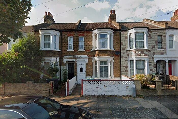 3 Bedroom Terraced House To Rent In Grove Park Road, London, N15
