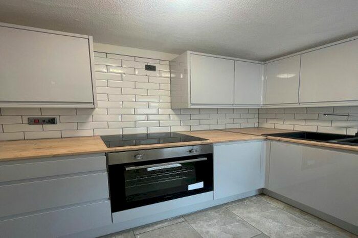 2 Bedroom Property To Rent In Athol Street North, Burnley, BB11