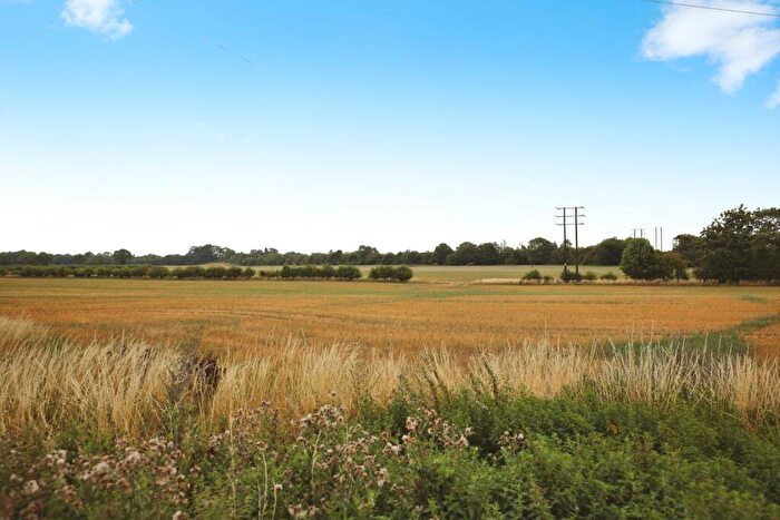 1 Bedroom Flat For Sale In Friars Hill, Wroxton, Banbury, Oxfordshire, OX15