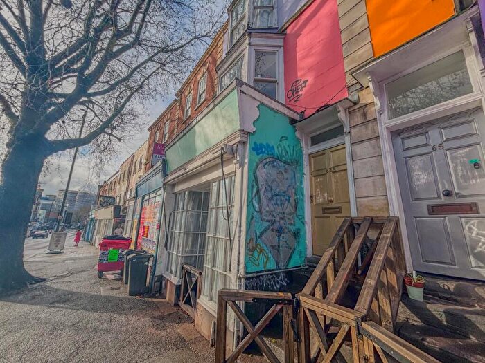 4 Bedroom Maisonette To Rent In Stokes Croft, Bristol, Somerset, BS1