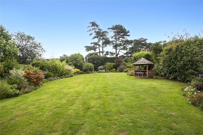 5 Bedroom Detached House For Sale In Park View, Bookham, Surrey, KT23