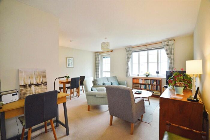 1 Bedroom Apartment For Sale In South Street, Manningtree, Essex, CO11