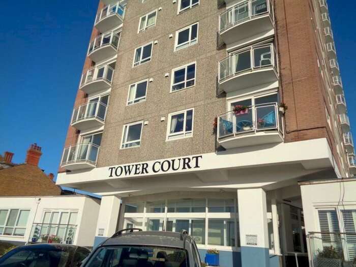 2 Bedroom Flat To Rent In Westcliff Parade, Westcliff-On-Sea, SS0