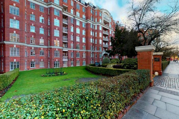 3 Bedroom Flat To Rent In Clive Court, Maida Vale, London, W9