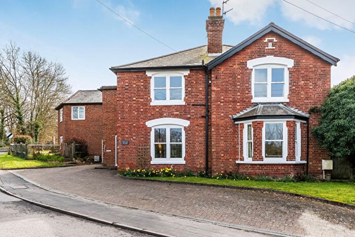 6 Bedroom Detached House For Sale In The Old Manse, Edenbridge, TN8