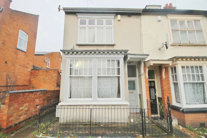3 Bedroom Town House To Rent In Beaconsfield Road, Leicester, LE3