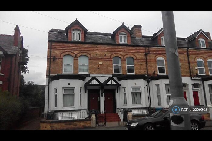 3 Bedroom Flat To Rent In Granville Road, Manchester, M14
