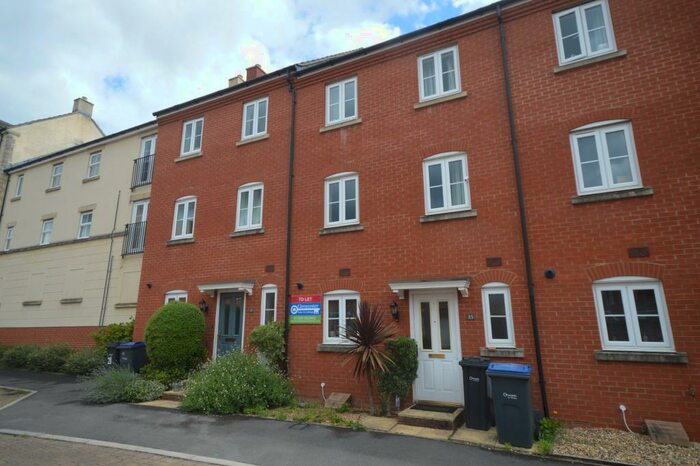 3 Bedroom Terraced House To Rent In Dior Drive, SN4