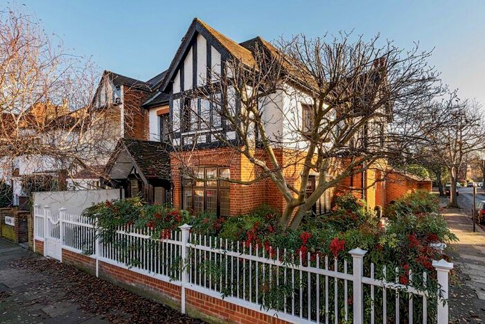 5 Bedroom Property To Rent In Bedford Road, London, W4