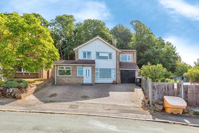 6 Bedroom Detached House For Sale In Primrose Drive, Ditton, Aylesford, Kent, ME20