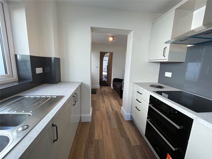 4 Bedroom Terraced House To Rent In Thomas Street, Caernarfon, Gwynedd, LL55
