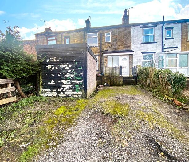 2 Bedroom Terraced House For Sale In Worsnop Buildings, Wyke, Bradford, BD12