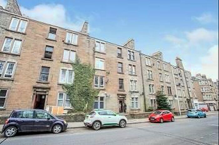 2 Bedroom Flat To Rent In Dens Road, Dundee, DD3