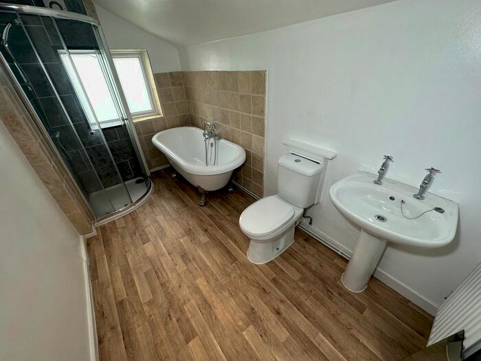 2 Bedroom Property To Rent In Farnham Street, Quorn, Loughborough, LE12