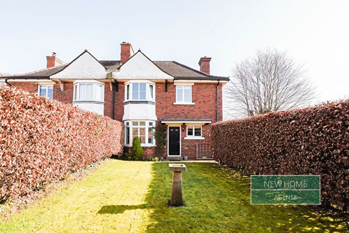 3 Bedroom Semi Detached House For Sale In The Green, Nottingham, NG14