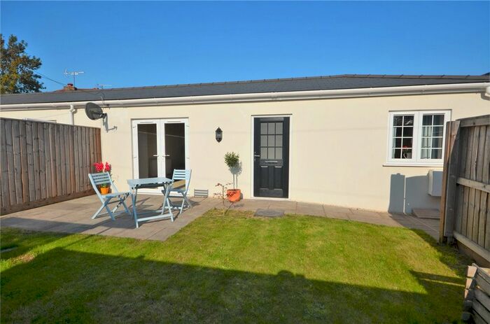 1 Bedroom Bungalow To Rent In Chapel Street, Tiverton, Devon, EX16