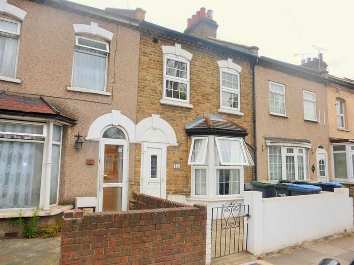 3 Bedroom Terraced House To Rent In Oxford Road, Edmonton, London, N9