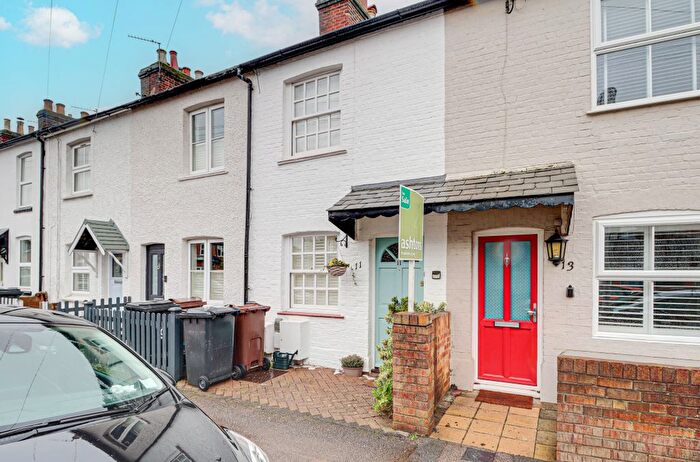 2 Bedroom Terraced House For Sale In Upper Culver Road, St. Albans, Hertfordshire, AL1