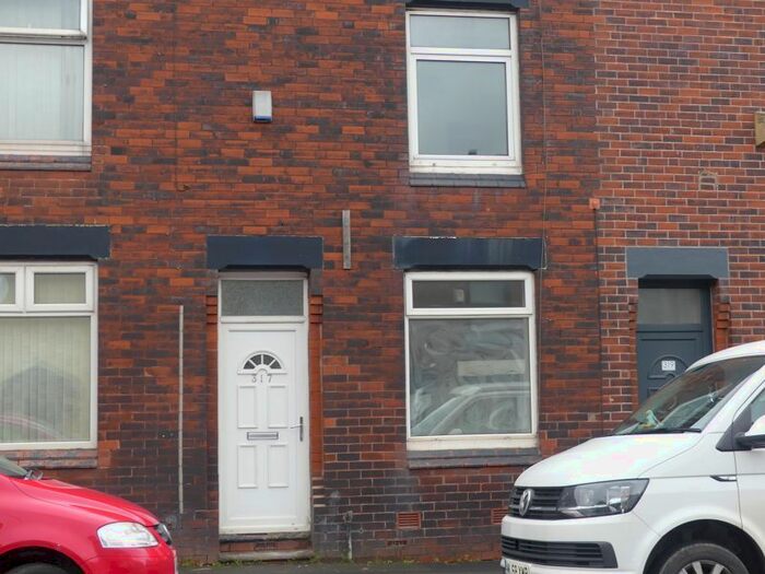 2 Bedroom Terraced House To Rent In Hollins Road, Oldham, OL8