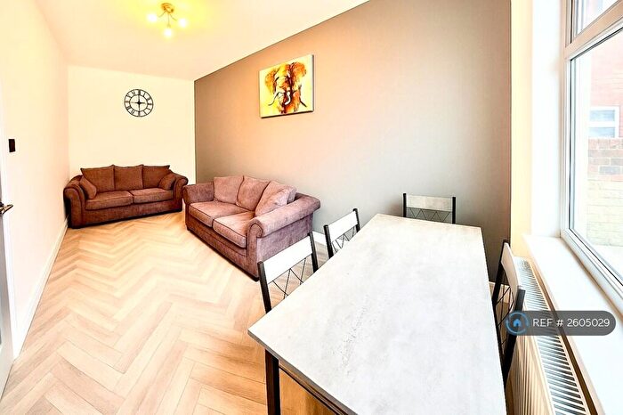 4 Bedroom Terraced House To Rent In Waterloo Terrace, Ashton-On-Ribble, Preston, PR2