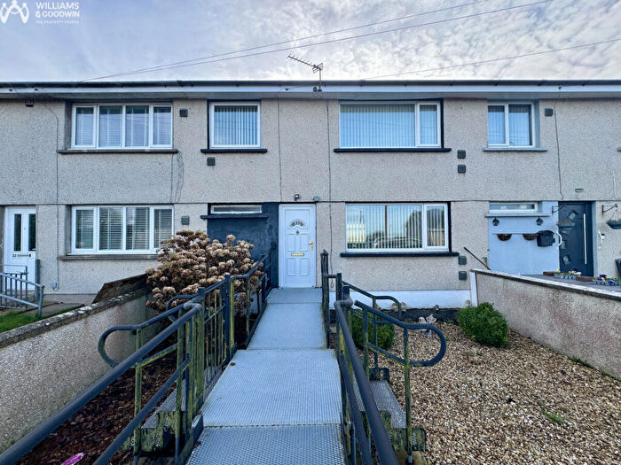 3 Bedroom Terraced House For Sale In Tre Ifan Estate, Caergeiliog, Anglesey, LL65