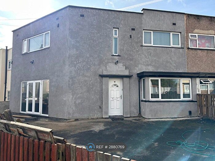 5 Bedroom Semi-detached House To Rent In Daleside Avenue, Pudsey, LS28