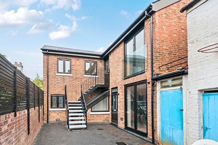 1 Bedroom Flat To Rent In Bedford Road, Southborough, Tunbridge Wells, TN4