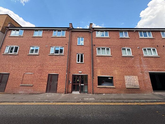 2 Bedroom Flat To Rent In Regent Street, NN1