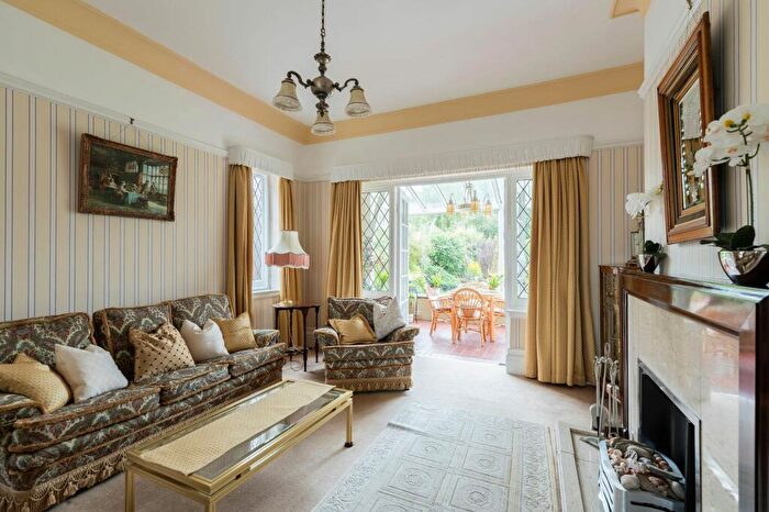 4 Bedroom Detached House For Sale In Moorside North, Fenham, NE4