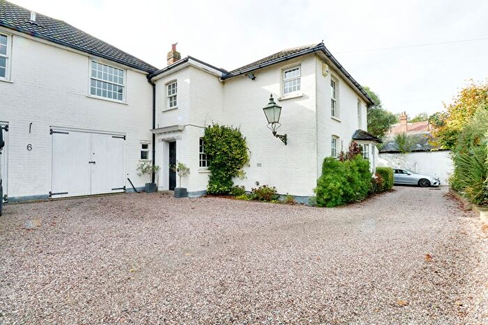 1 Bedroom Flat To Rent In Heathfield Road, Keston, Kent, BR2