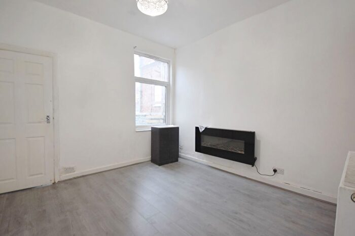 4 Bedroom Terraced House To Rent In Alfred Road, Coventry, CV1