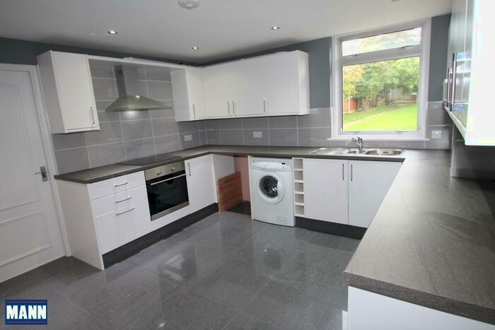 4 Bedroom House To Rent In Westfield Road, Barnehurst, Kent, DA7