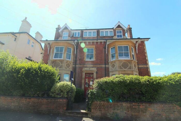 1 Bedroom Apartment To Rent In Milman Road, Reading, RG2