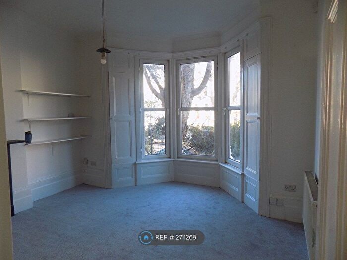 1 Bedroom Flat To Rent In Amhurst Road, London, E8