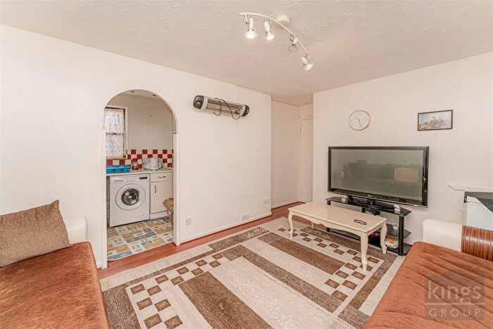 1 Bedroom Flat For Sale In Creighton Road, London, N17