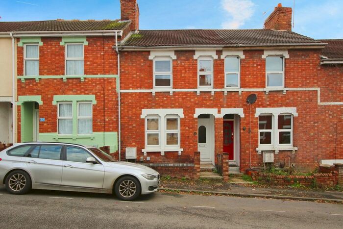 2 Bedroom Terraced House To Rent In Swindon Road, Old Town, Swindon, SN1