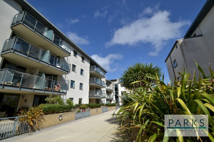 2 Bedroom Flat To Rent In Avalon Buildings, West Street, Brighton, East Sussex, BN1