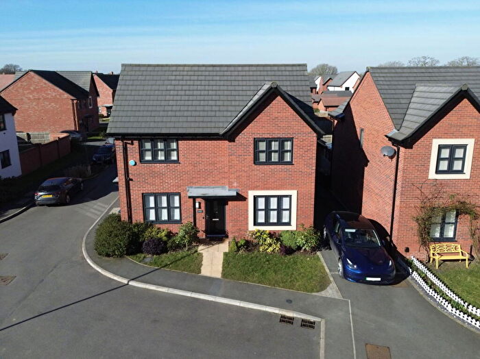 4 Bedroom Detached House For Sale In Murdoch Drive, Blythe Valley, B90