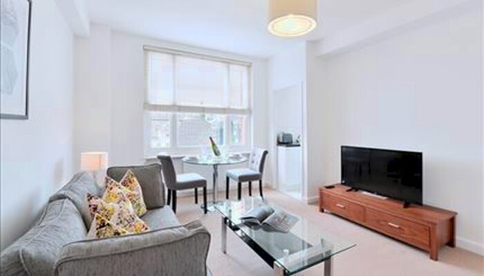 1 Bedroom Flat To Rent In Hill Street, London, W1J